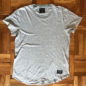 crew neck Silver gray t-shirt A&F Abercrombie & Fitch size M great condition